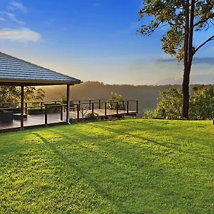 Escarpment Retreat & Day For Couples Mount Tamborine
